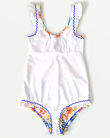 sewing elastic swimsuit DIY